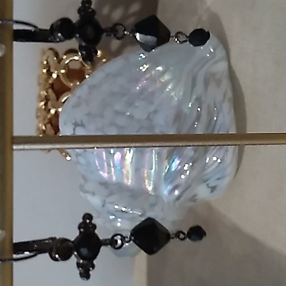 VINTAGE Dangle Earrings Civilized N Savage Pierced Earrings NEW OLD STOCK - Picture 2 of 13